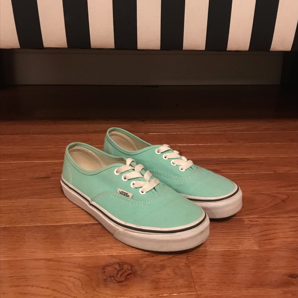 Cute Vans in great condition!